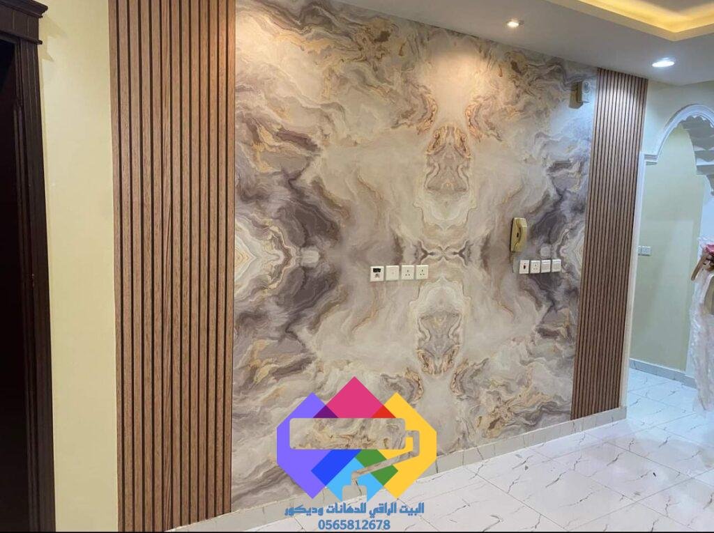 ديكور شاشة تلفزيون بسيط وأنيق بتنفيذ المعلم
