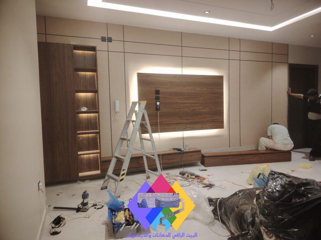 تصاميم حصرية لديكور شاشات البلازما: إضاءة مخفية وإخفاء الأسلاك