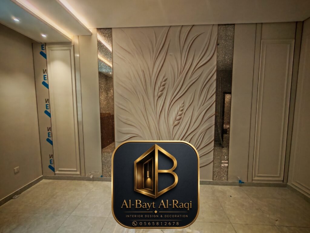 معلم ورق جدران ممتاز في جدة